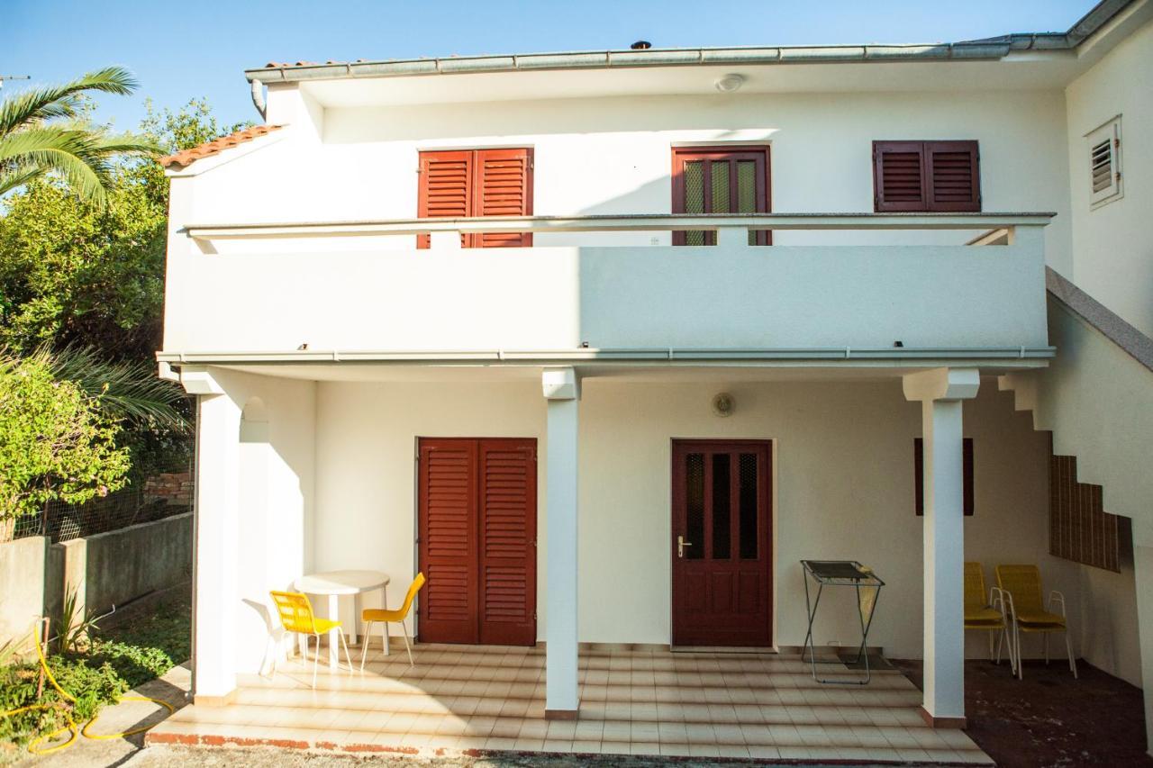 Apartments Alma Novalja Exterior foto